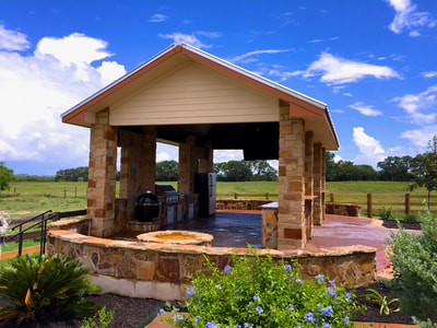 Premium Cabanas and Outdoor Kitchens I San Antonio Pool Builders
Kitchens and Cabanas